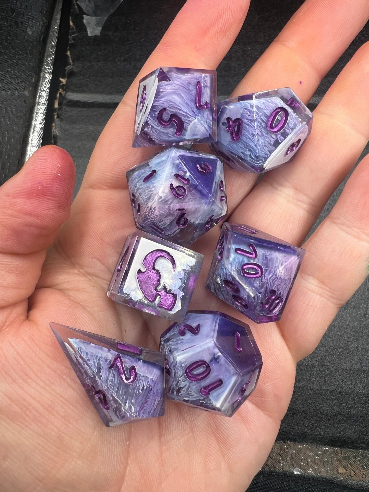 Purple petri-standard set